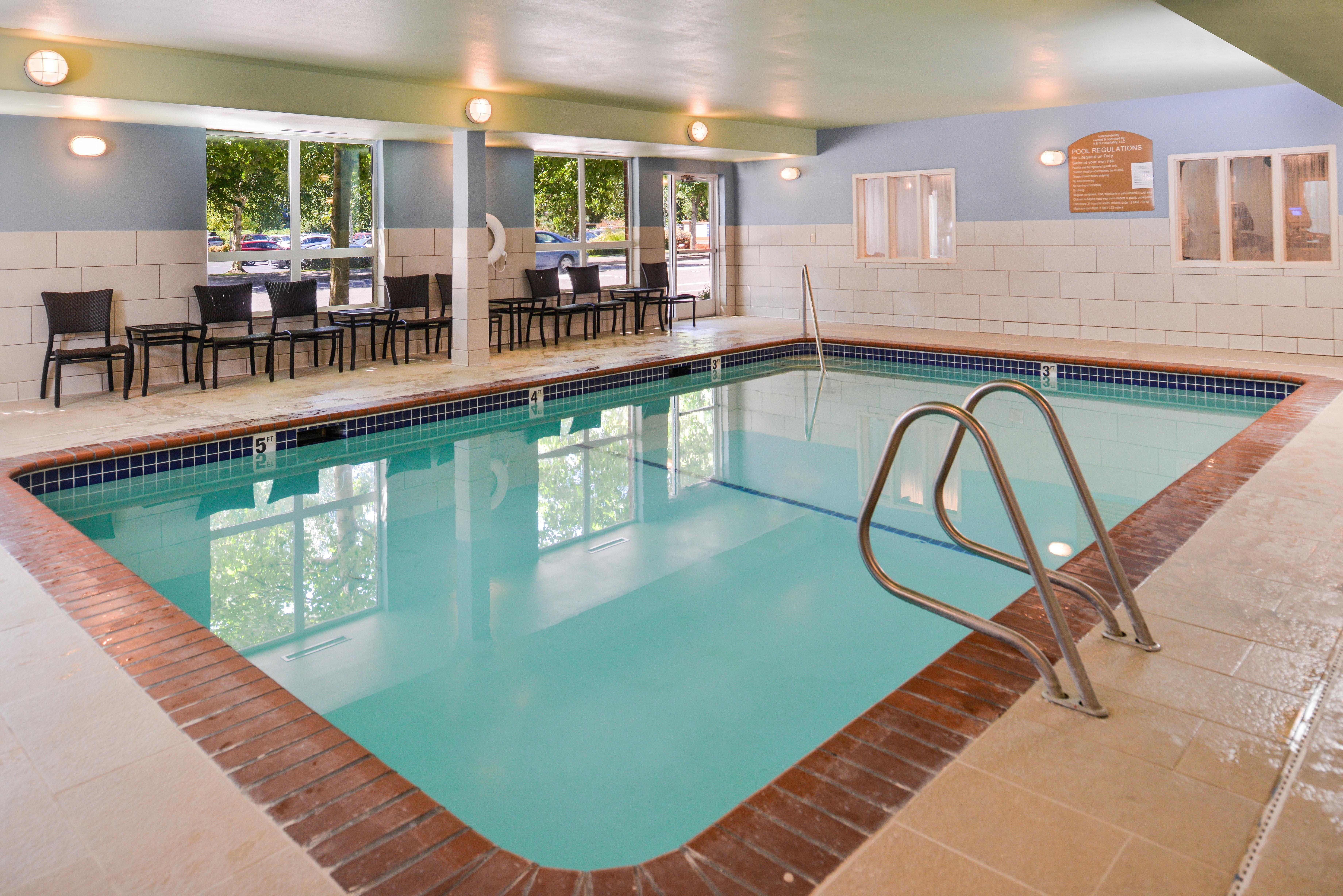 Holiday Inn Express & Suites Lacey - Olympia By Ihg Exterior foto